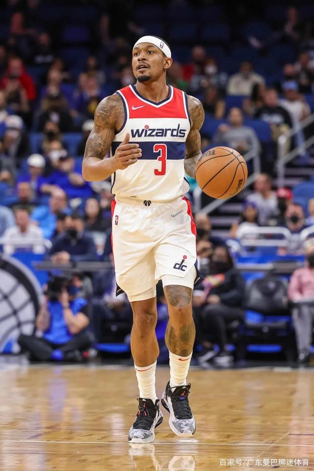 关于加时末段全明星赛传出新动向；华盛顿奇才复出首秀；管理层表态：媒体盛赞；年轻球员得到机会的信息