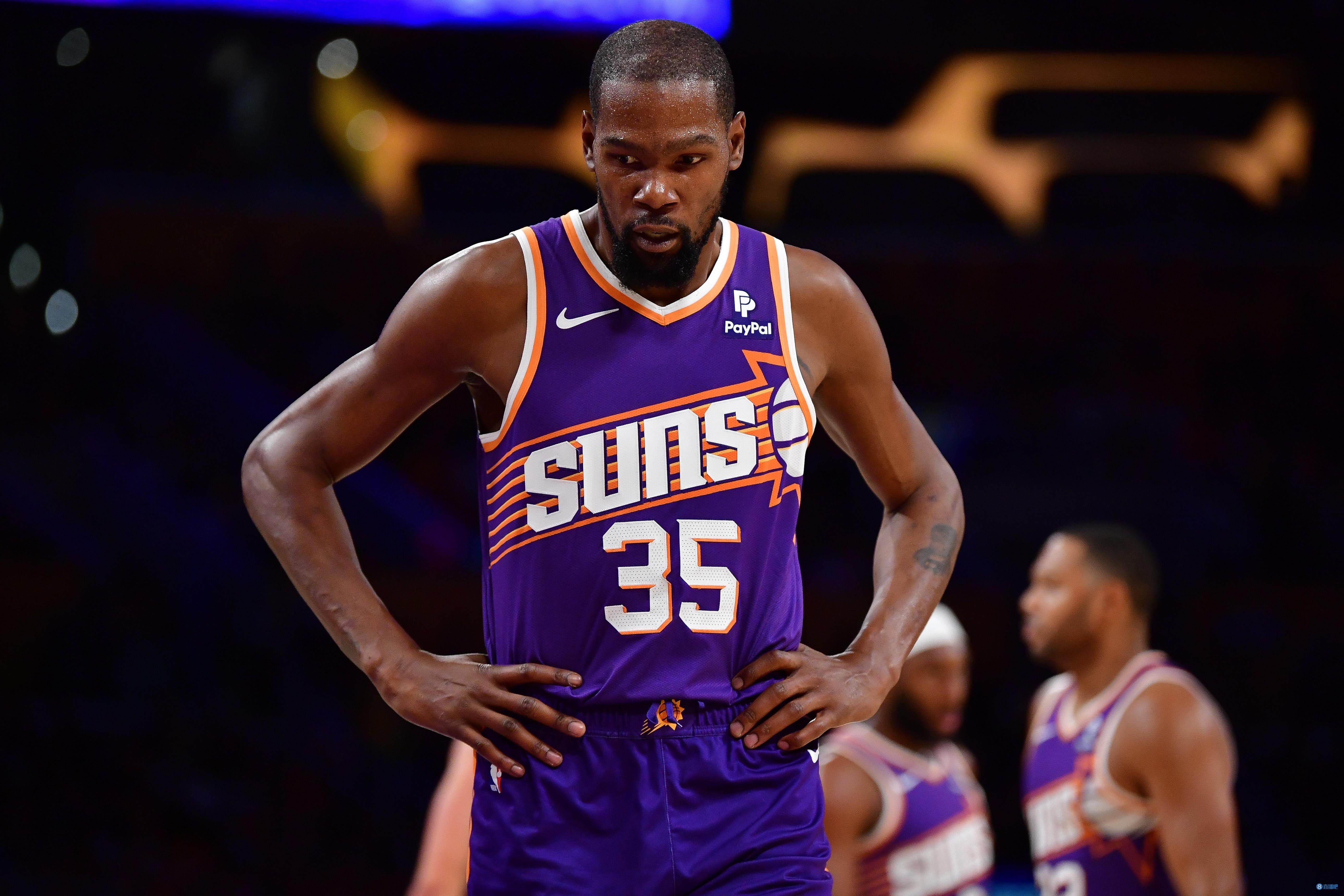 冲刺阶段NBA常规赛焦点战，菲尼克斯太阳门线救险，目标明确，球探报告显示潜力的简单介绍