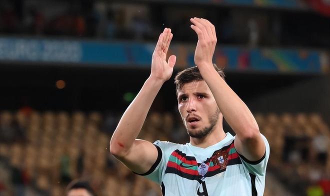 葡萄牙体育赛后更衣室发声；志在意甲名次提升；更衣室稳定；训练强度明显提升的简单介绍