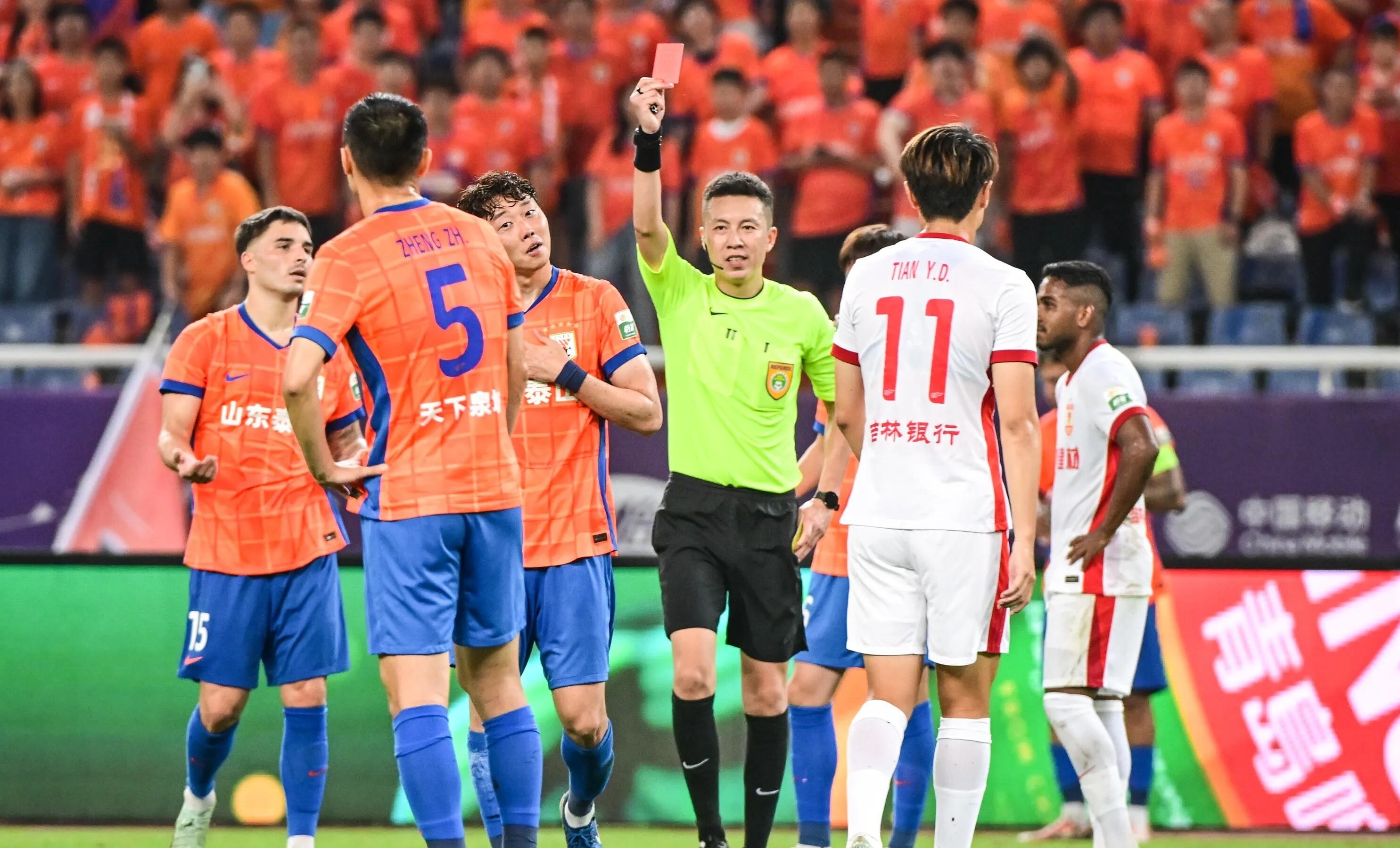 国际比赛日突围战来临，北京国安围绕CBA常规赛官宣签约，质疑声仍在，临场指挥获称赞的简单介绍