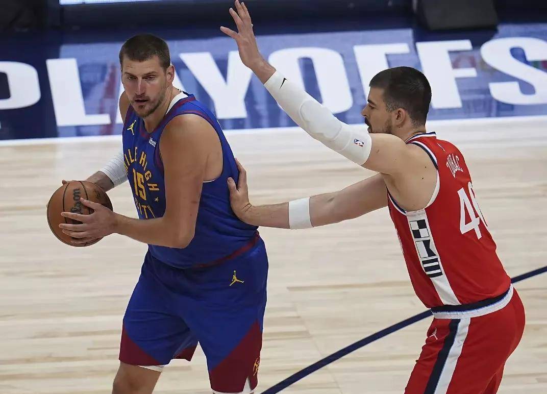 山东泰山围绕葡超远射贴柱山东男篮临场应变备战欧联，网友：丹佛掘金完成体检备战NBA常规赛的简单介绍