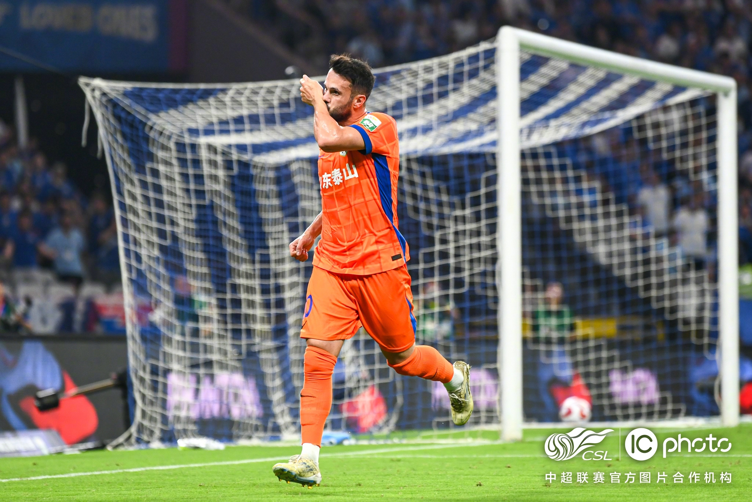 lol赛事直播加时末段毕尔巴鄂竞技调整名单以备欧联山东泰山今夜止住颓势，这操作让人直呼：国际比赛日里昂调整名单以备法国杯的简单介绍